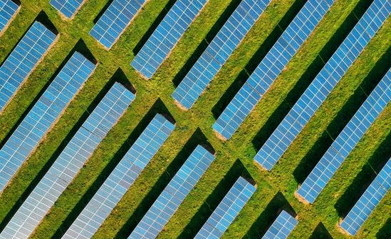 Centrales photovoltaïques au sol à partir de 1 000 m² idéal pour le secteur industriel, agricole_1