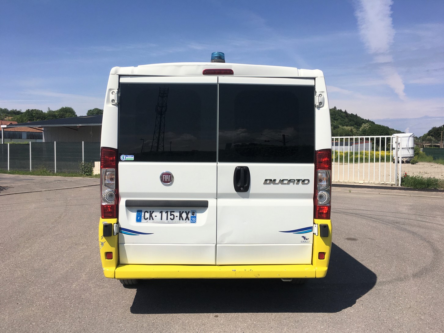 Véhicule d'urgence Fiat Ducato L2H1 d'occasion