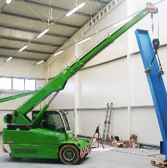 MC 60 - Grue automotrice compacte - 6 T - Dimensions 3200 x 1650 x 1860 mm_1