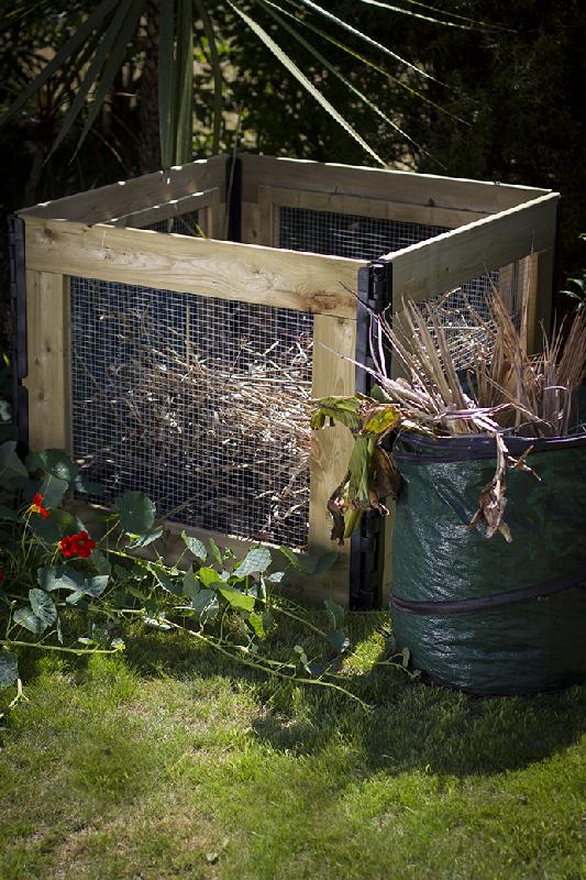 Bac à structurant droit grillagé pour déchets - 550L et 1000L - Résineux raboté et Douglas raboté_1
