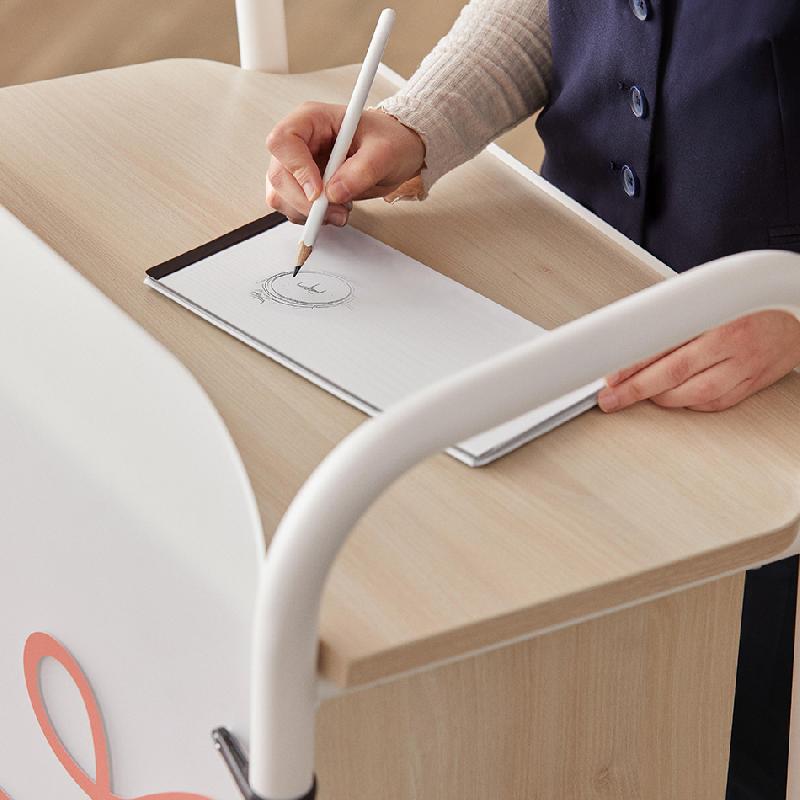 Pupitre de conférence sur roulettes So Speaker_1