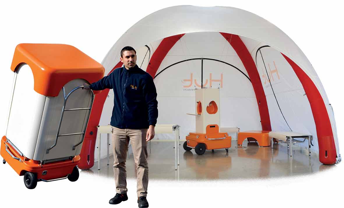 Abri de chantier hut  by hutchinson_1