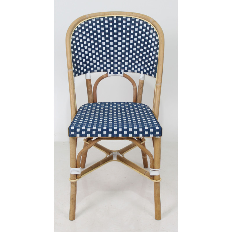 Chaise empilable en rotin pour usage extérieur