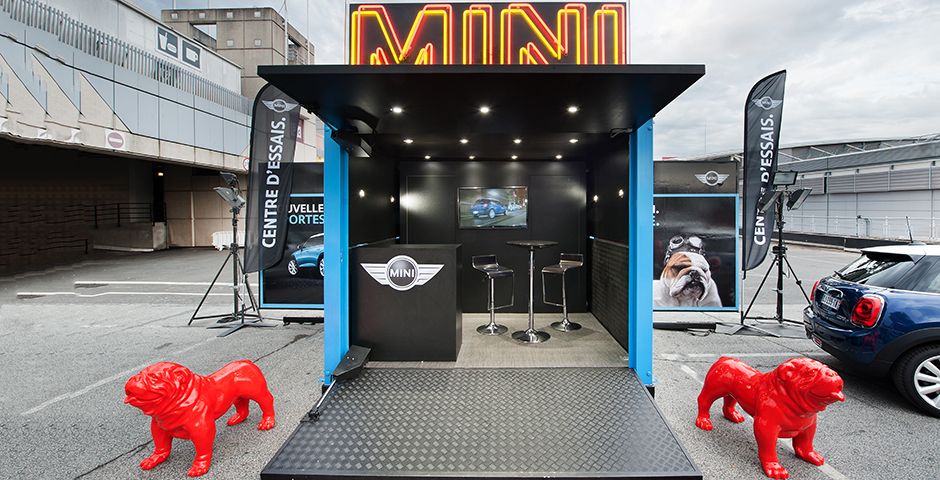 Container Stand - Solution modulable et personnalisable pour exposition, showroom ou stand promotionnel_1