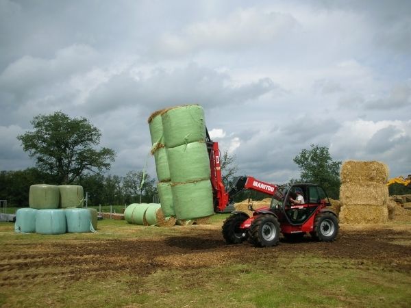 Bibal v4 - manipulateur - bugnot - 2 pinces 4 dents - porte dents baïonnettes_1