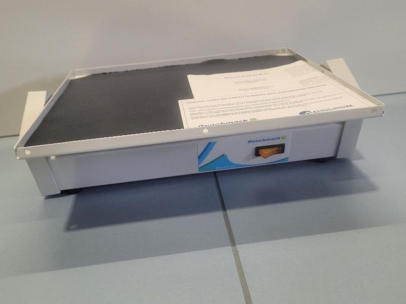 Plateforme à bascule benchblotter BENCHMARK BR1000, vitesse fixe, avec tapis plat_1