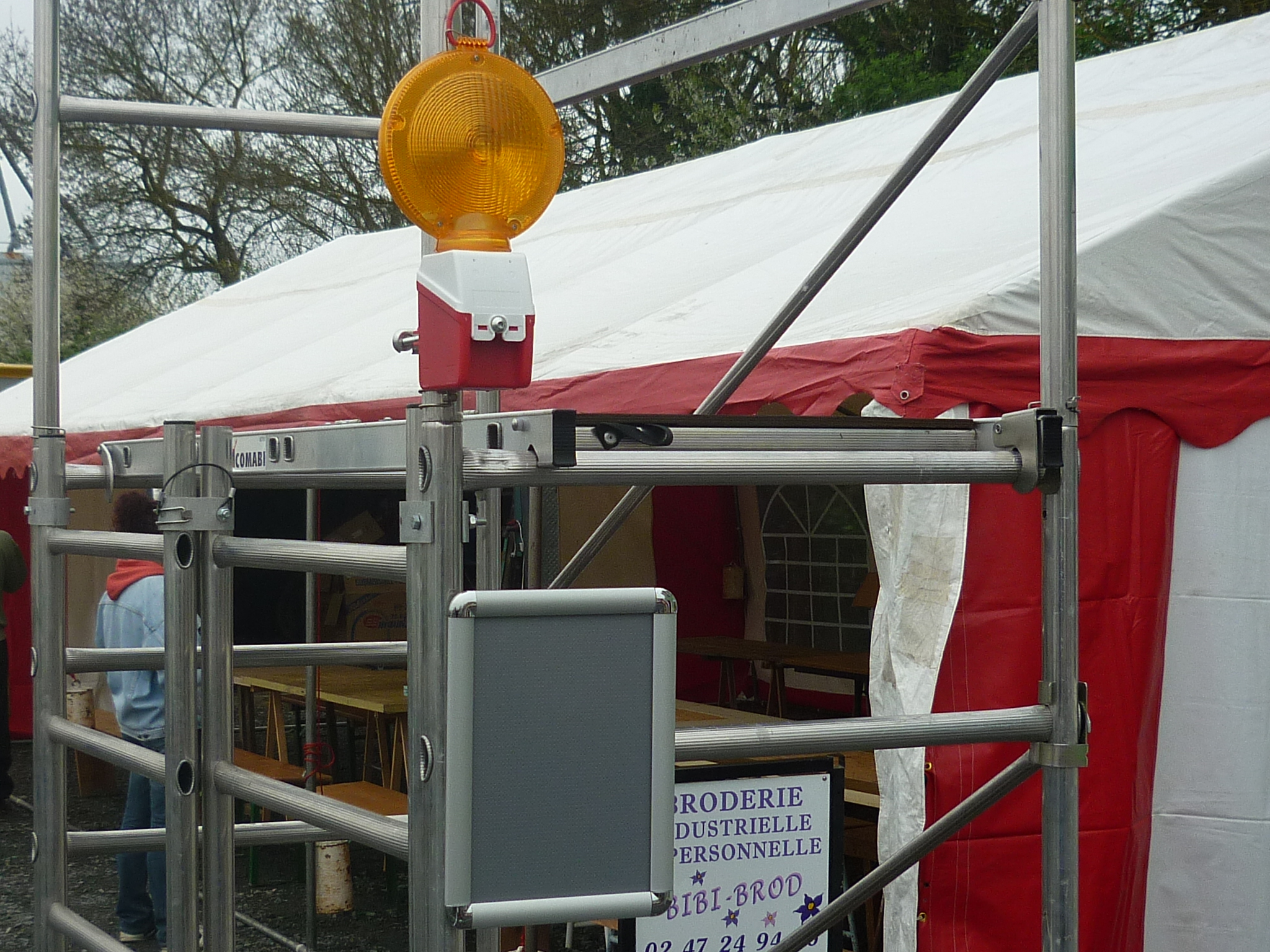 Lampe de chantier Monolight FLAT LED – réf N° 111607-41 – Fixation antivol – Autonomie > 3 mois_1