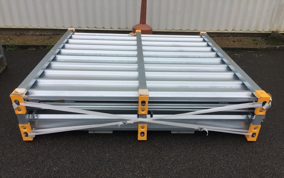 Bungalow avec rayonnages livré en kit - mdl2m - delahaye industries_1