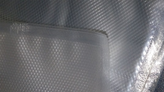 Rouleaux gaufrés pour machine sous vide - 6 mètres - texture 105 µ PA/PE - compatibles toutes marques_1