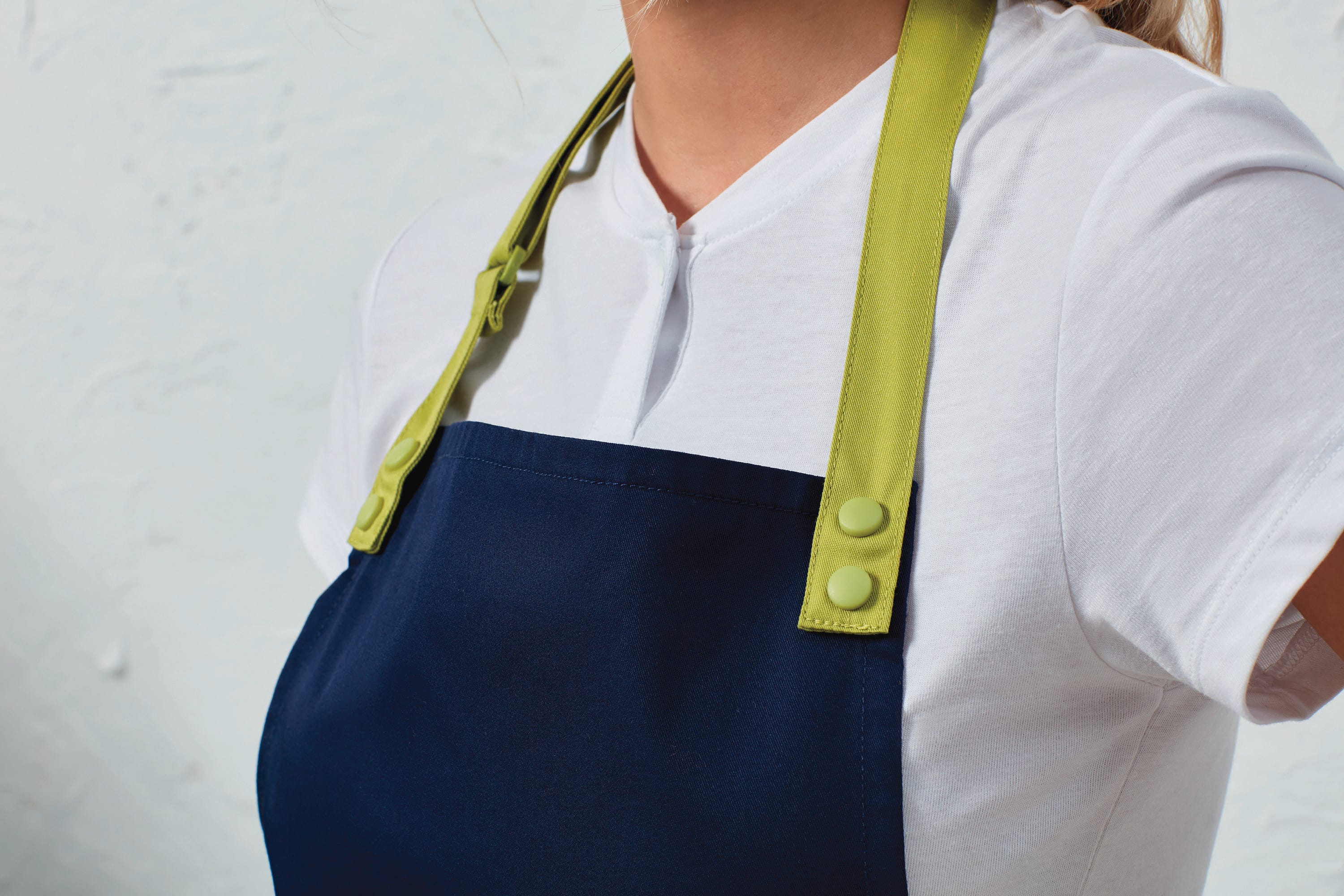 Tablier sans lanières Swap & Pop - PR190 - Polyester recyclé et coton - Poche centrale 30x21 cm - Marque Premier_1