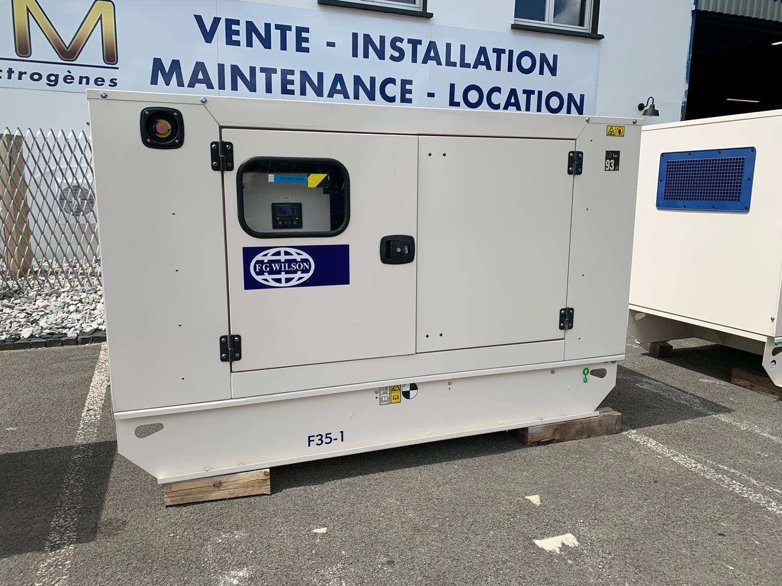 Groupe électrogène d'occasion avec capote neuf de déstockage - FG WILSON - 35 KVA -  F35-1_1