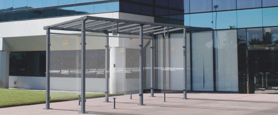 Abri fumeur design MILAN - Coupe-vent signalétique en option - Longueur jusqu'à 5000 mm_1