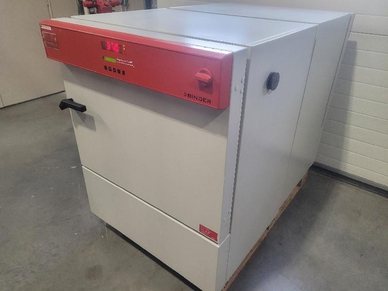 Incubateur / étuve réfrigéré BINDER KB-115 avec convection forcée 100°C_1