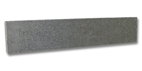 Bordurettes en granit - différentes couleurs et finitions - haute résistance et durabilité_1