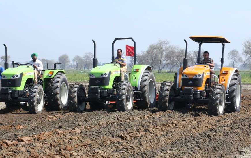 8049 Tracteur agricole PREET - 2RM - 80 HP - Performances avancées pour travaux agricoles_1