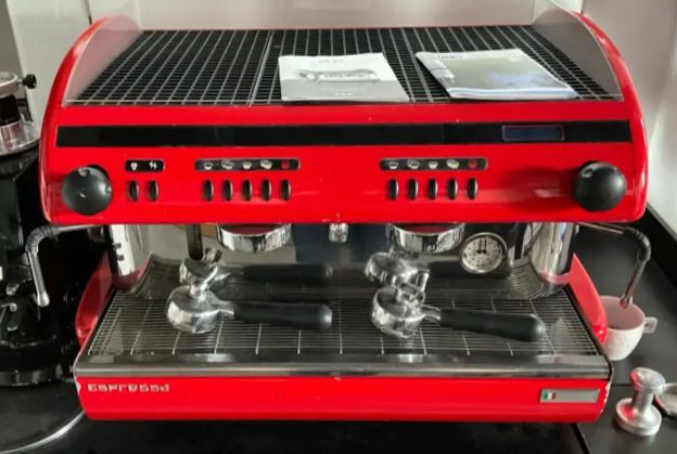 Machine à café professionnelle CIME Espresso P2 semi-automatique 2 groupes_1