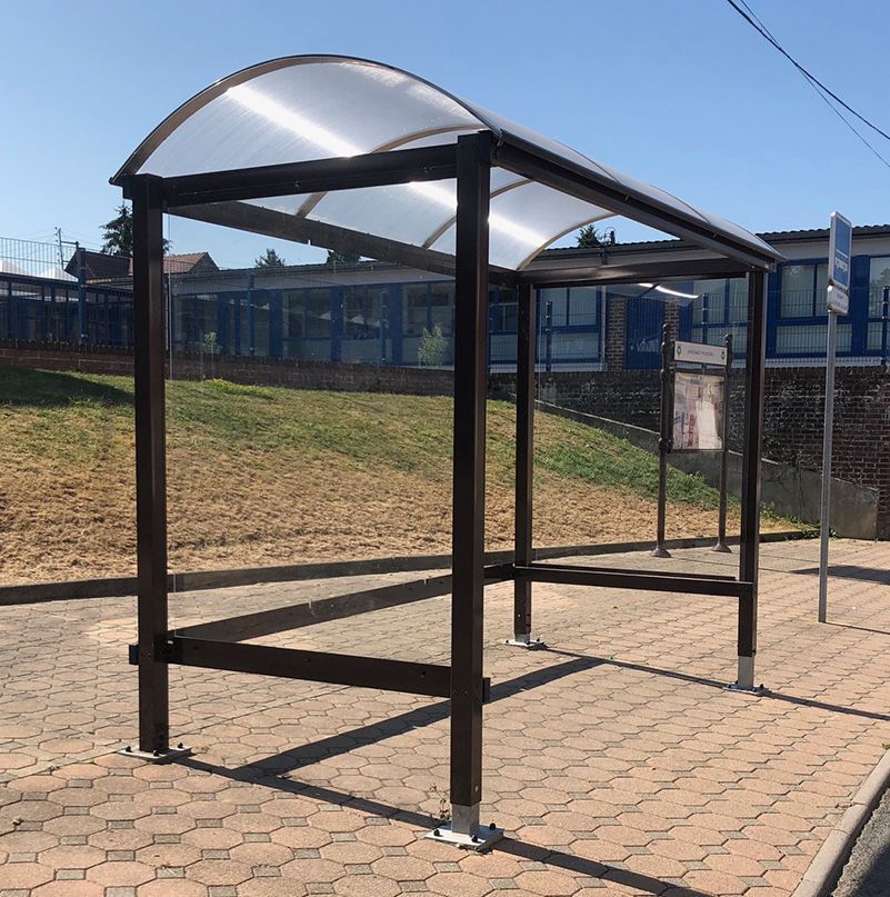 Abri bus avec toiture en dôme classique, gouttière et structure en acier galvanisé - disponible sur-mesure et plusieurs tailles_1