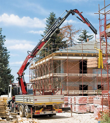 Grue auxiliaire Fassi F335A E-Dynamic - levage jusqu'à 31,7 tm - bras hydraulique jusqu'à 26,70 m avec jib_1