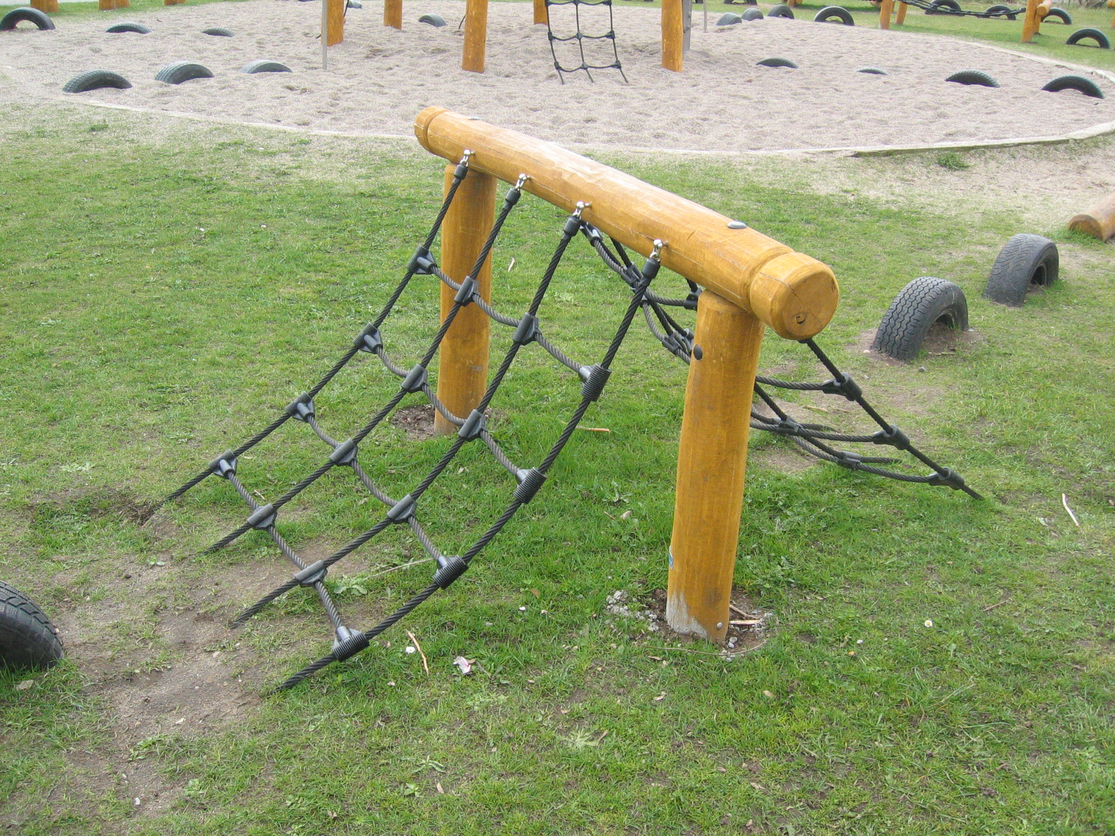 Parcours sportif pour enfants Omalia - HAGS - réf 8045595 - tranche d'âge 3-12 ans - montage en 4h_1