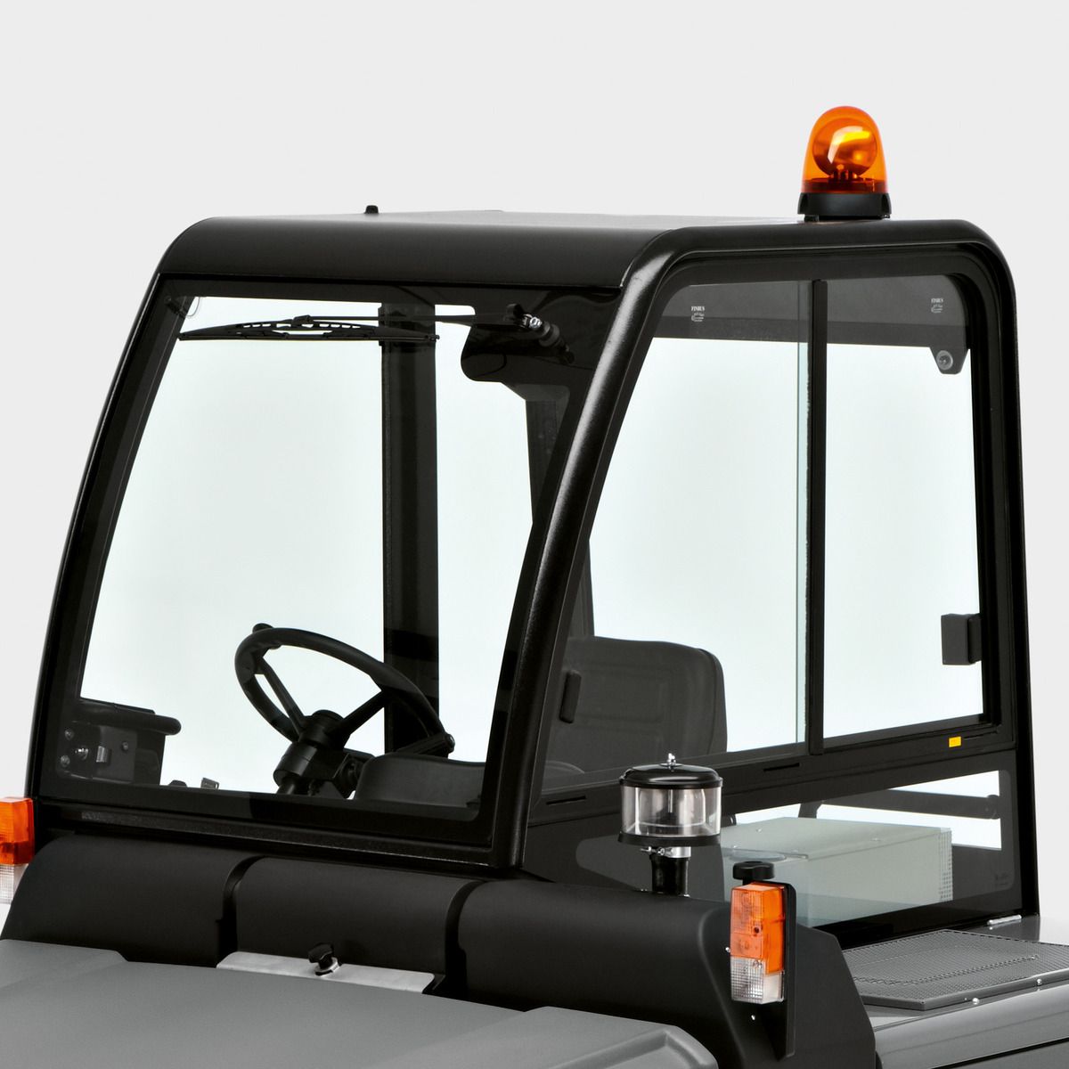 KM 170/600 R D - Balayeuse aspirante autoportée Kärcher - Moteur diesel 35 kW - Cuve à déchets 600 L - Largeur de travail 2000 mm_1