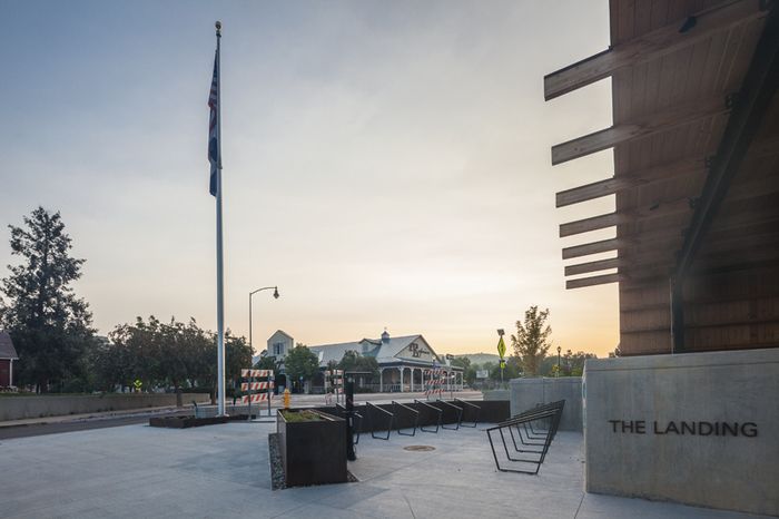 Arceau urbain Ste411 Edgetyre - MMCité 1 a.S. - acier galvanisé thermolaqué - hauteur 885 mm_1