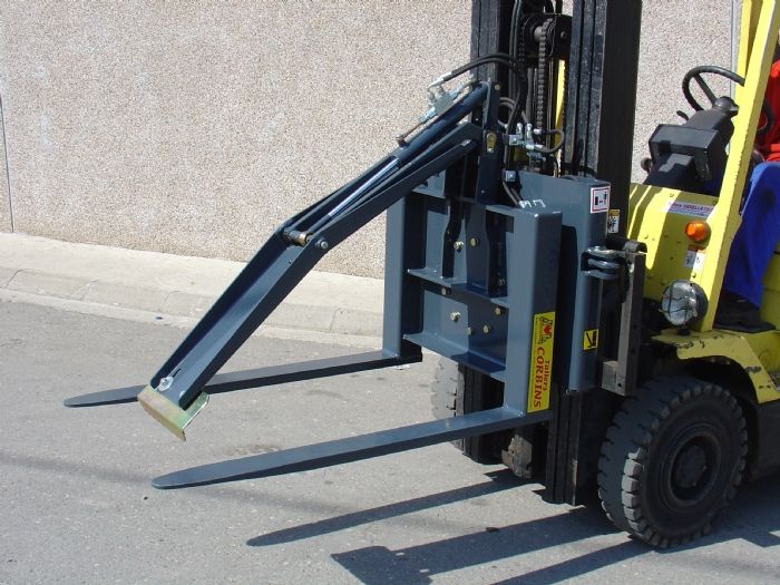 Fourches à palettes Mixer Top 1500 - Corbins - capacité 1500 kg - angle de rotation 160º_1