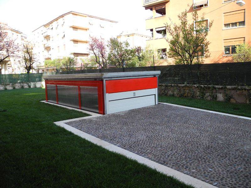 Monte-voitures hydraulique accompagné - CMC Citycube avec dispositif unique d'élévation par 4 cylindres_1