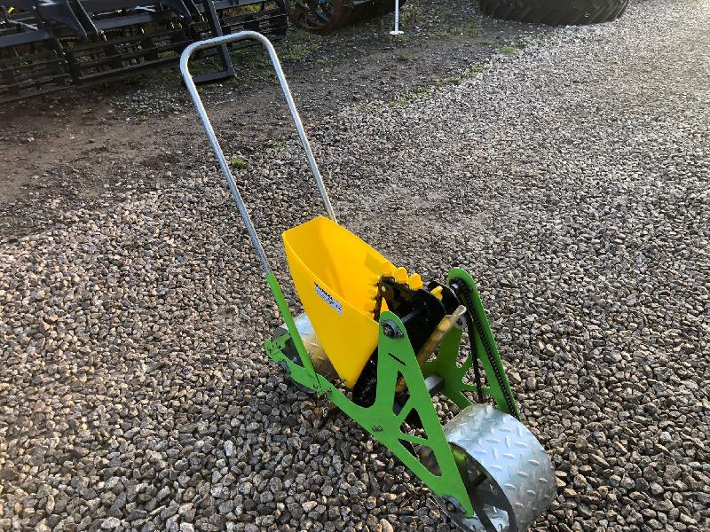 Planteuse maraichère / légumière NC bulbilles EM 1 rang manuelle - En occasion_1