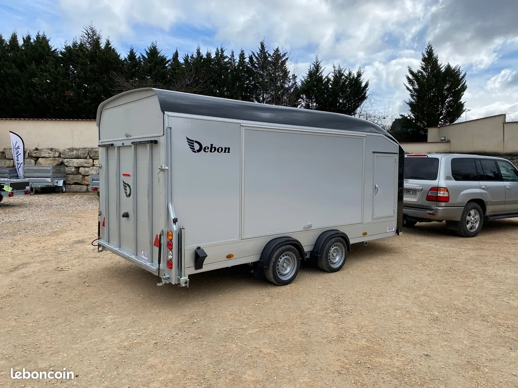 Remorque porte voiture carrossé - Roadster 1000 - Debon_1