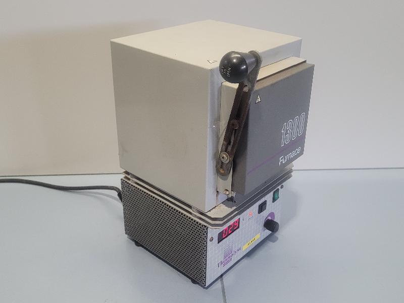 Four à moufle BARNSTEAD Thermolyne 1300 FB1310M-33_1