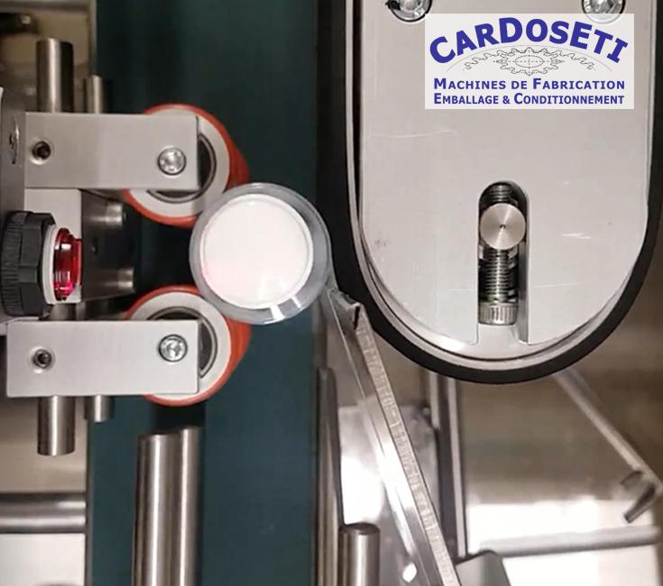 Étiqueteuse automatique industrielle - Cardoseti - Précision micro-millimétrique et haute cadence_1