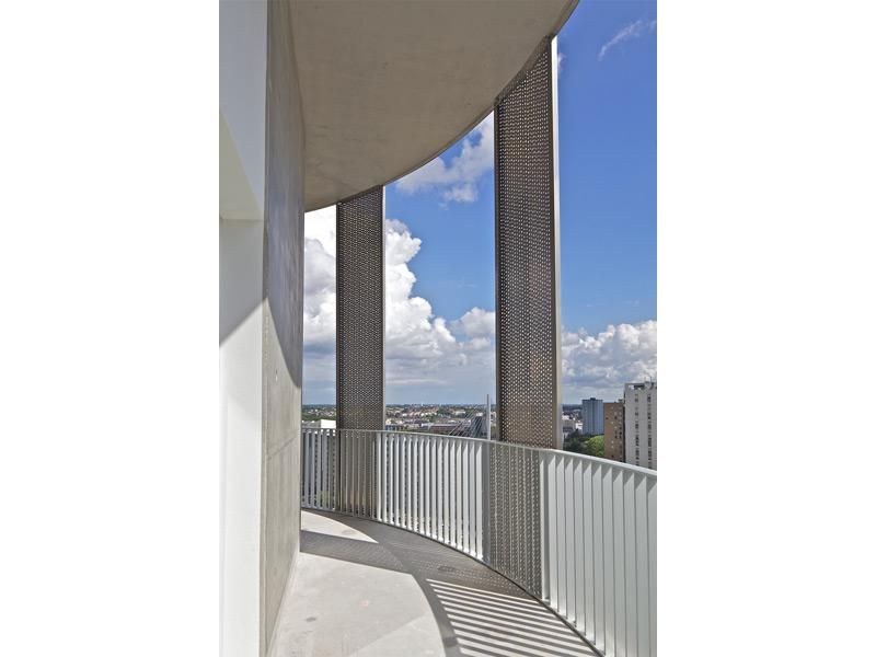 B01010101 - garde-corps - bugal sa - main courante rectangulaire de 70 x 13mm_1