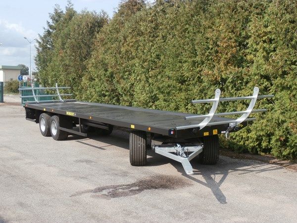 Remorque fourragère 6 roues avec plancher acier antidérapant