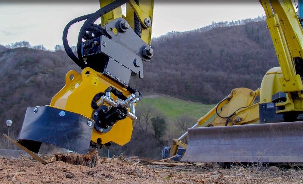 Rogneuse de souches pour pelles_1