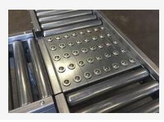 Table à billes pour déplacement multidirectionnel