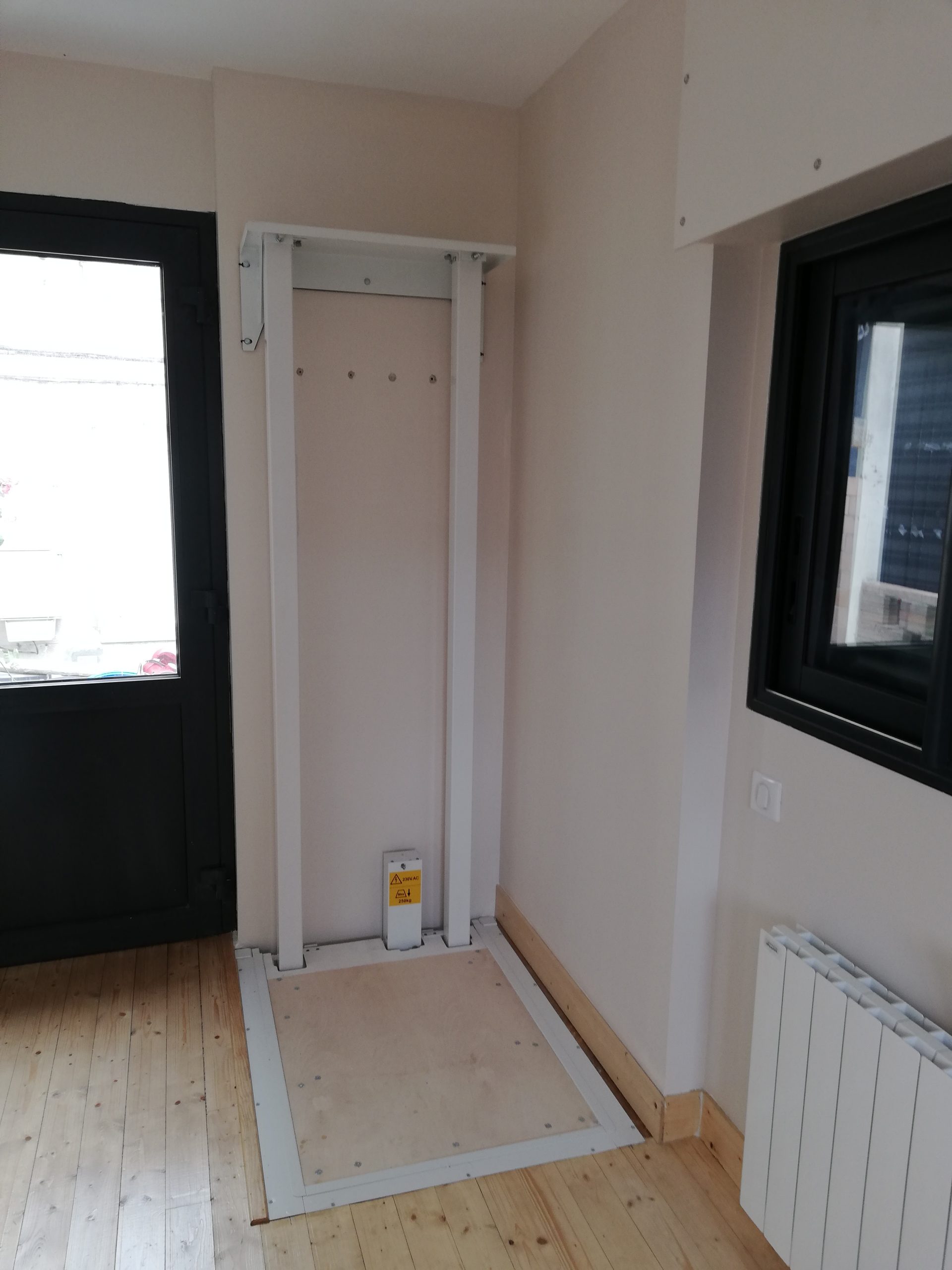 Ascenseur intérieur VM avec installation rapide et design esthétique