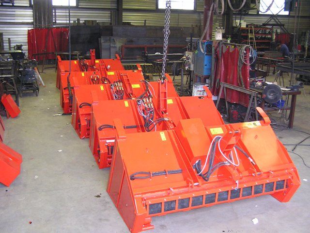 Godets épandeurs de sel - godets distributeurs - Buchet - 1 m3 - pour tracteur agricole_1