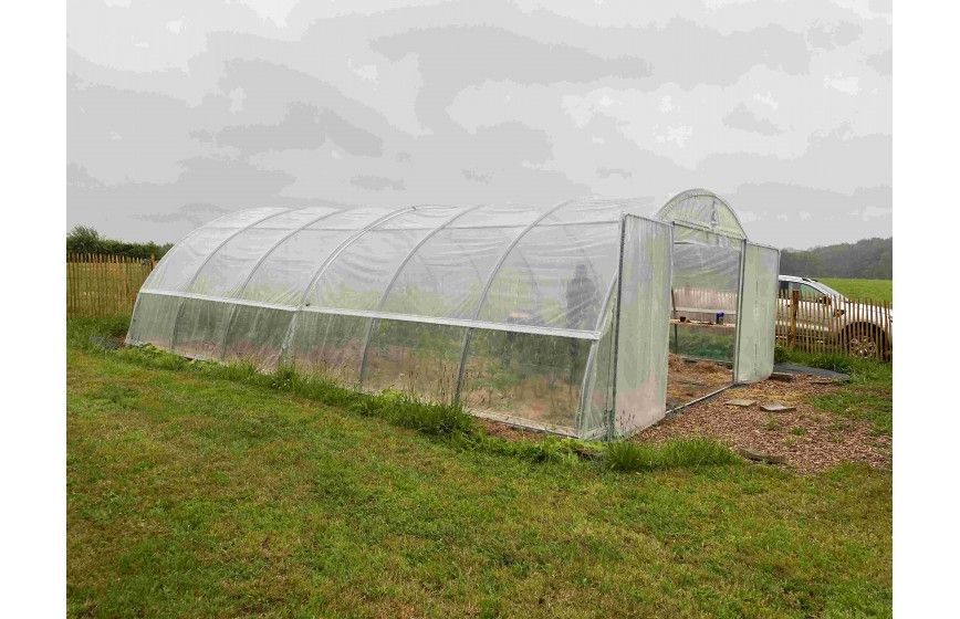 Serre tunnel professionnelle pour tous les budgets espaces verts ayant de surface de 58,50 m2 et jusqu'à 250 m2 - NORMANDIE_2