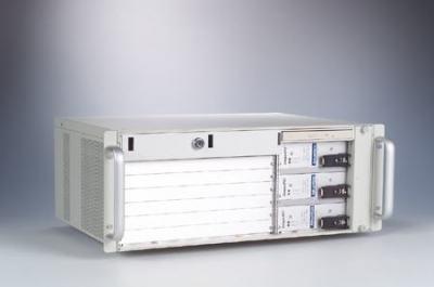 Châssis pour cartes CompactPCI - 4U CPCI enclosure avec baie HDD, TP B/P, sans PSU R2 - Référence MIC-3043E2E_1
