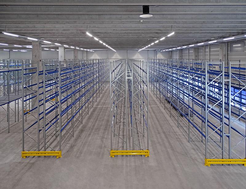 Rayonnages à palettes - Système de stockage avec échelles et lisses horizontales_1