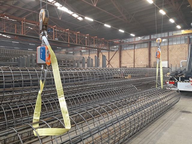 Crochet électrique Pewag LEVO HOOK LH5 - chargement et déchargement à distance, capacité 5T_1