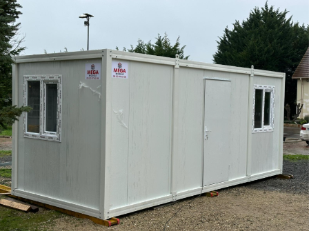 Bungalow neuf en kit - monté clé en main avec structure acier, isolation haute densité et options sur mesure_1