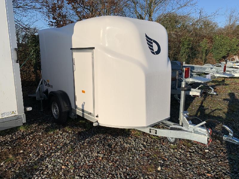 Remorque fourgon en polyester DEBON - CARGO 1300 Blanche - PTAC : 1300 Kg - 295x152xH170 cm - Référence GO 356 169 180 2700 2_1