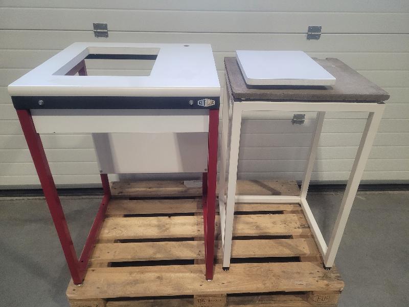 Table de pesée anti vibration pour balance 60x60cm ht 90cm KIT-LAB_1