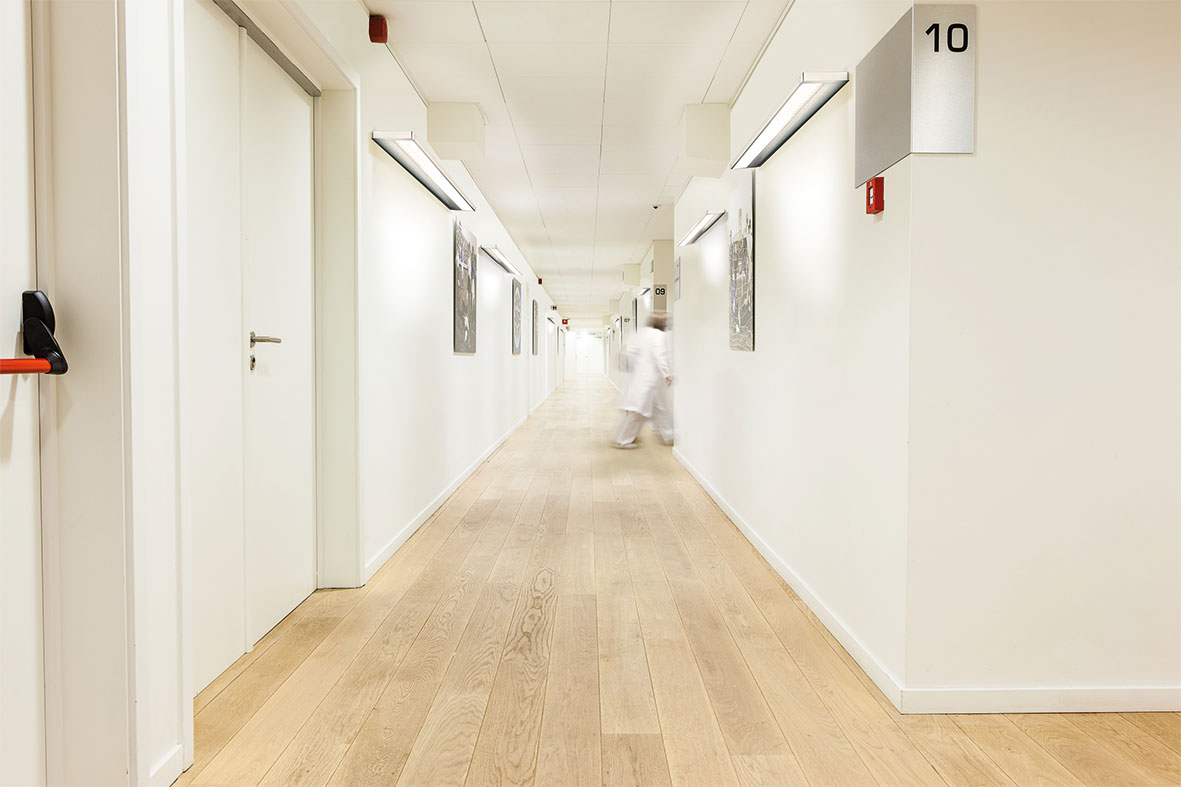 Appliques murales Zera - design élancé 20 mm - compatible DALI et éclairage biodynamique VTL_1