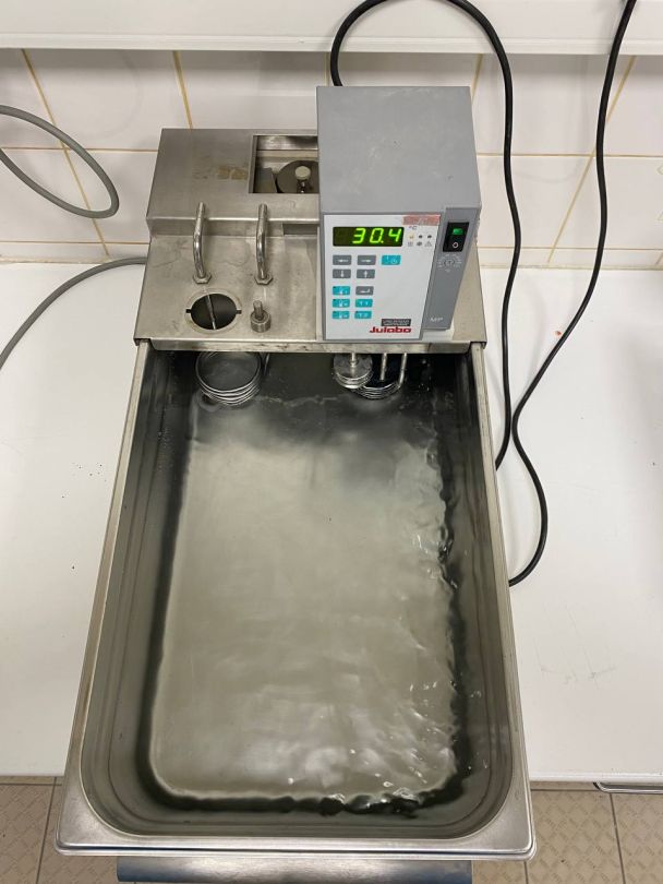 Bain-marie à agitation pour laboratoire SW1 JULABO - Référence P2212-1964 - Occasion_1