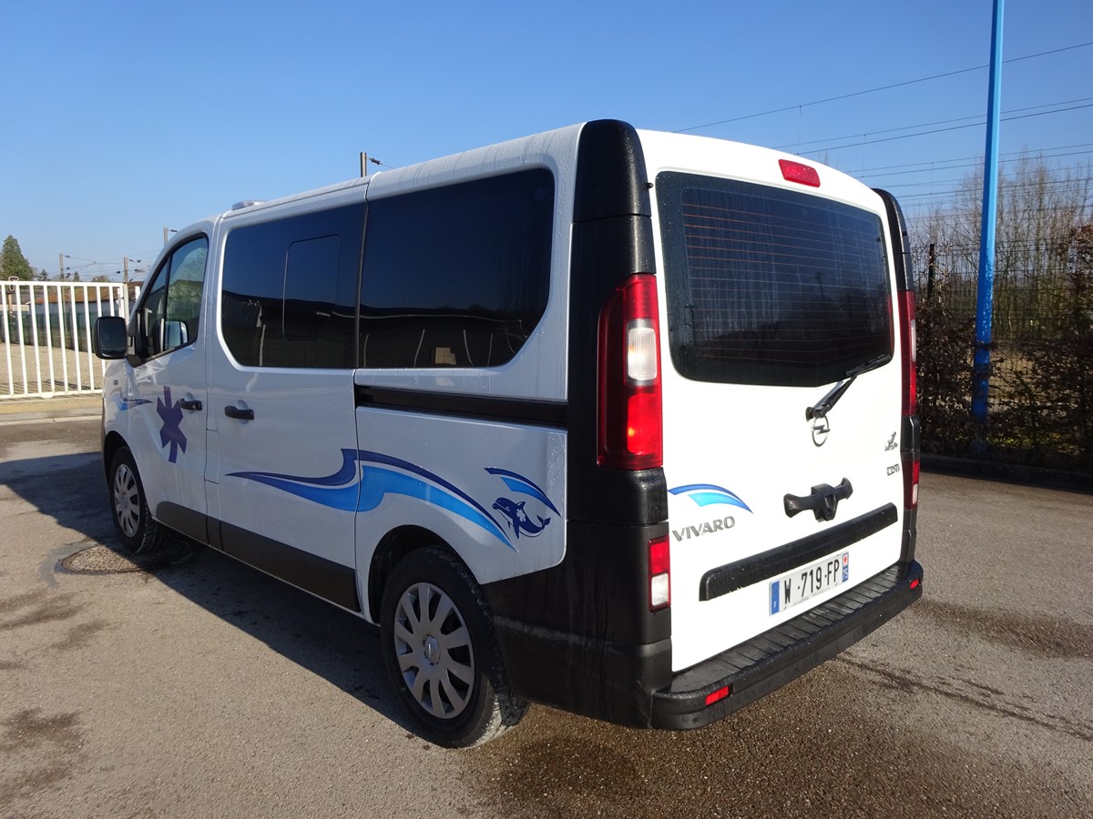Ambulance Opel Vivaro type B EN1789