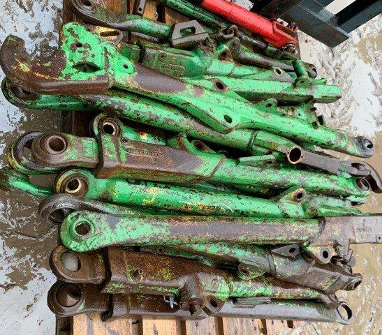 Pièce tracteur John Deere bras de relevage inférieur - En occasion_1