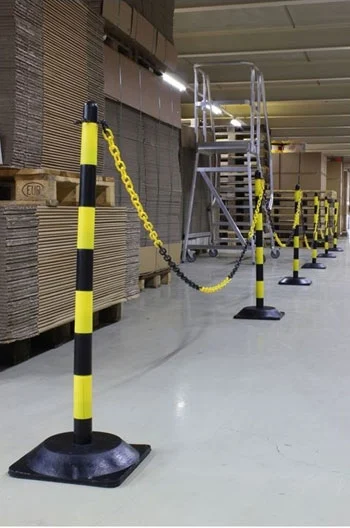 Balisage kit chaîne et 6 poteaux (Copie)_1