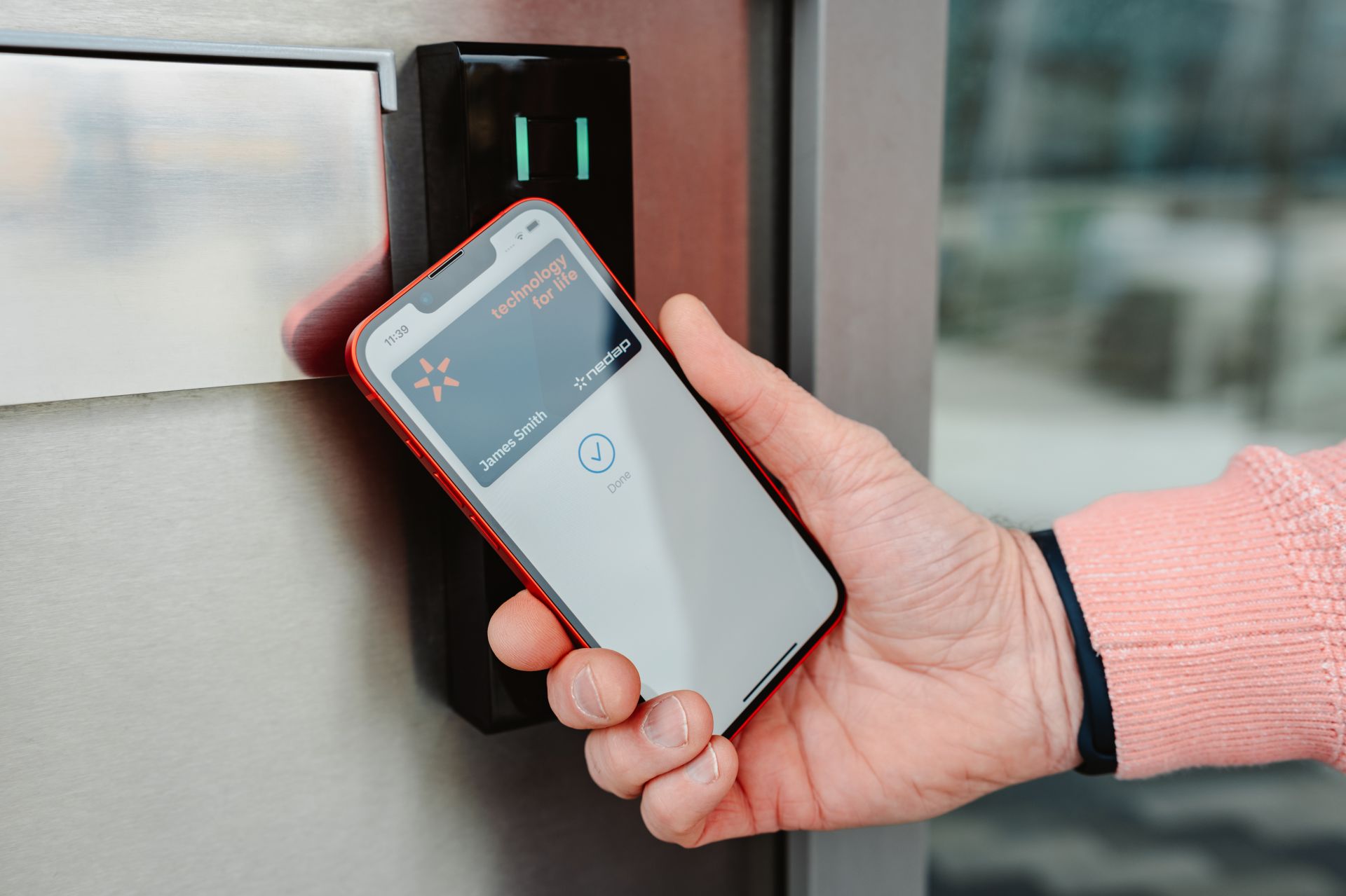 Gestion des badges NFC intégrés dans l'Apple Wallet pour iPhone et Apple Watch_1